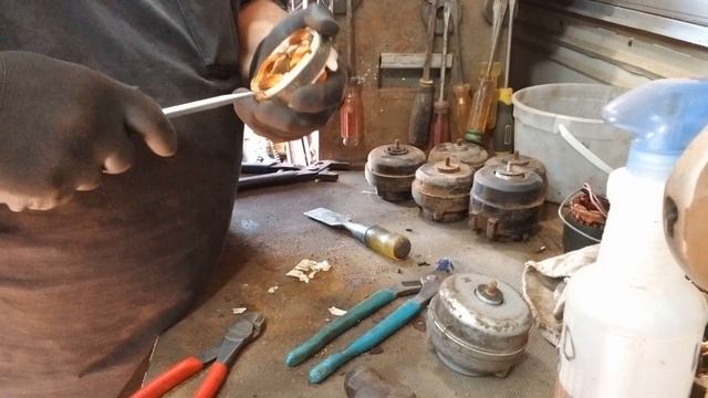 How to scrap a refrigerator fan motor for clean copper смотреть онлайн