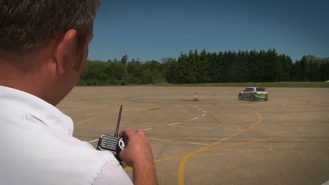 Skoda Fabia S2000 rally car - Will it Drift? смотреть онлайн