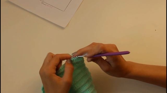 Свитер крючком с V-образным вырезом // Связано крючком // Вязание крючком смотреть онлайн