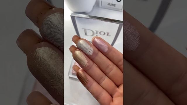 А что думаете вы ?? #makeup #макияж #рекомендации #dior #diorbackstage #diorforever смотреть онлайн