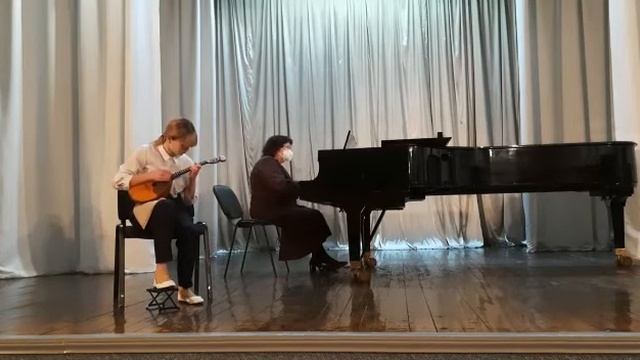 Шампурова Софья. ДМШ № 12. г.Ленинск-Кузнецкий.Нем.нар.песня "Деревенская свадьба". Обр.В.Польдяева смотреть онлайн