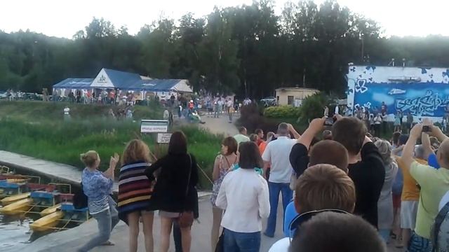 На снегоходе по воде смотреть онлайн