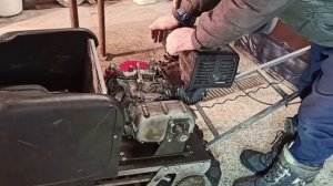 Регулирую центробежный регулятор оборотов HONDA, всё просто и легко