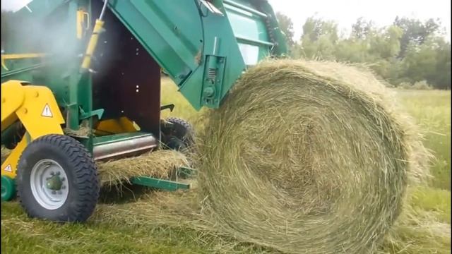 Пресс-подборщик рулонный ПР-Ф-145Б | Прес підбирач рулонний | Пресування сіна і соломи смотреть онлайн