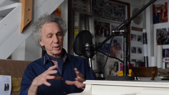An Interview with Bob Gruen: John and Yoko's Person Photographer RAWtalk #040 смотреть онлайн
