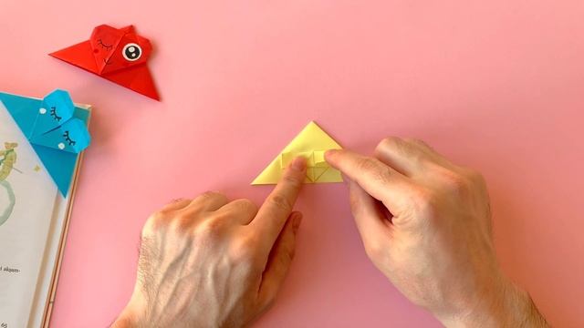 Kağıttan Kitap Ayracı Yapımı - Origami Kitap Ayracı Yapımı - Kalpli Kitap Ayracı Yapımı смотреть онлайн