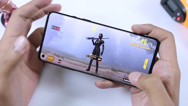 Oneplus 8 Pubg Mobile Gaming Test, Graphics Settings & Gameplay, FPS & Battery Drain ?? Hindi смотреть онлайн