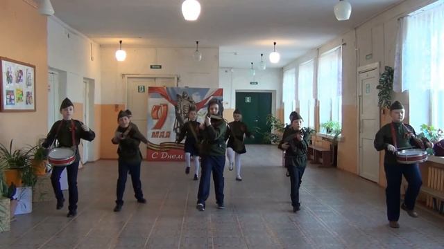 Три танкиста смотреть онлайн