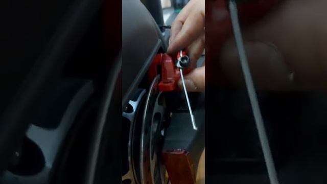 Tomini Electric scooter electeic bike E2 Error 2 code fix and brake pads replacement. смотреть онлайн