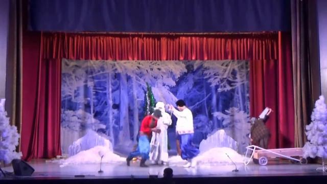 "Новогоднее превращение на сказочной поляне" смотреть онлайн