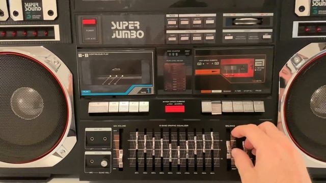 LARSEN SUPER JUMBO Q-100 Most Iconic Vintage Boombox Ghetto-Blaster смотреть онлайн