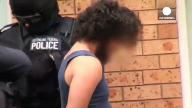 Пет лица обвинети за терористички заговор во Сиднеј смотреть онлайн