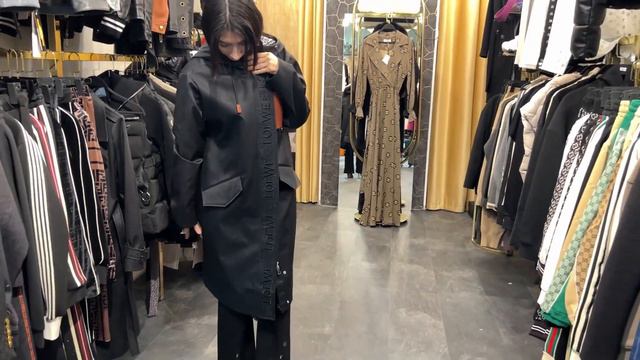 МОДНАЯ БРЕНДОВАЯ ОДЕЖДА НА ДУБРОВКЕ✨ НОВИНКИ😍 ЖАКЕТЫ| БРЮКИ| БЛУЗКИ| КУРТКИ💃 ТЦ Дубровка. Москва смотреть онлайн