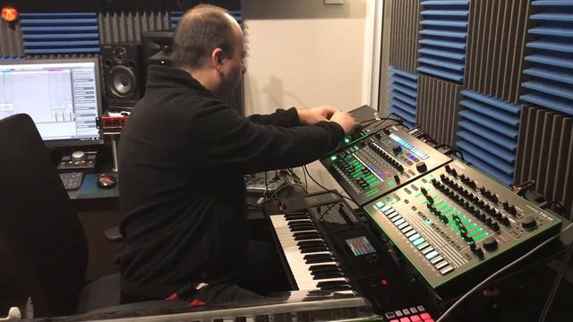 JAM Sessions - Late Night EDM смотреть онлайн