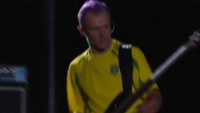 OMFG! Flea AMAZING Bass Solo! смотреть онлайн