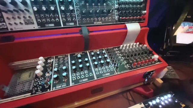 Eurorack Modular Decisions | Viewer Request | Why I chose Mods 4 Mpc X and Force Studio смотреть онлайн