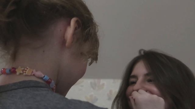 СЛОМАЛА СВОЮ ASS или как мы встретили новый год: сноуборды, подарки, друзья, салон красоты! смотреть онлайн