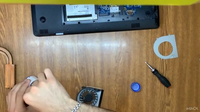 ✅Греется, тормозит ноутбук? ✔️ Как разобрать, почистить ноутбук от пыли. Чистка Ноутбука DNS смотреть онлайн
