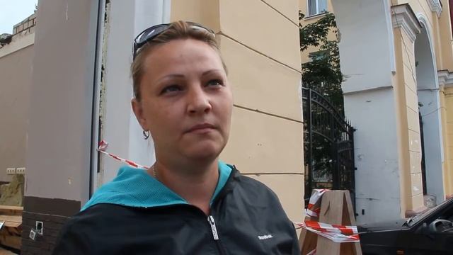 Как приставы сносят пивнушку в Казани смотреть онлайн
