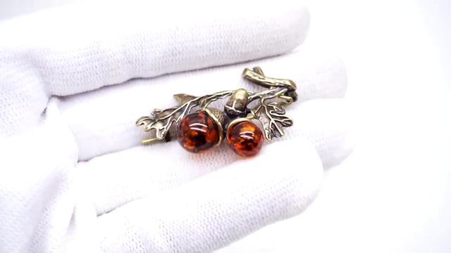 Брошь "Вишенка" "Желуди" Янтарь разных цветов Бронза латунь брошка Хорошие Вещи Россия 250 251 смотреть онлайн