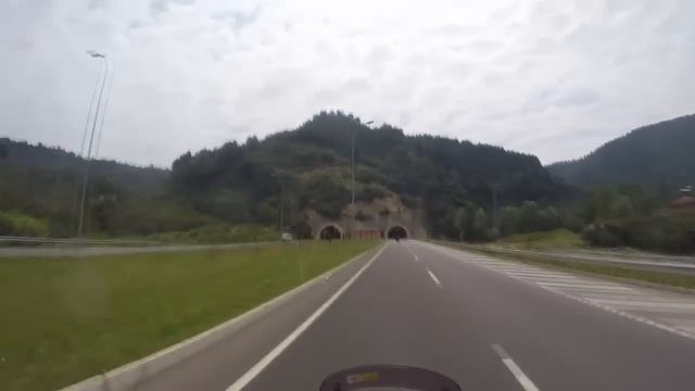 Вокруг Черного моря на мотоцикле (Around Black sea on motorcycle Honda Varadero)) смотреть онлайн