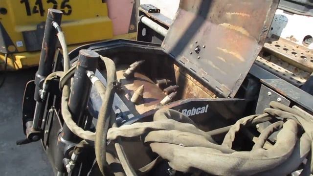 Дорожная фреза на Bobcat S220