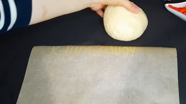 Уй шартында оной пицца жасоо.Пицца в домашних условиях.Тесто для пиццы. смотреть онлайн