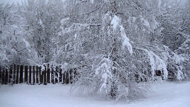Снег украсил деревню смотреть онлайн