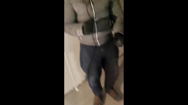 Работаю Грузчиком На Стройке Ради Мечты!