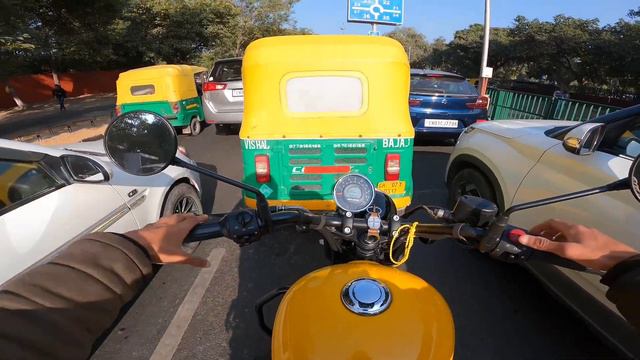 Crazy Public Reactions | Royal Enfield Meteor 350 Review смотреть онлайн