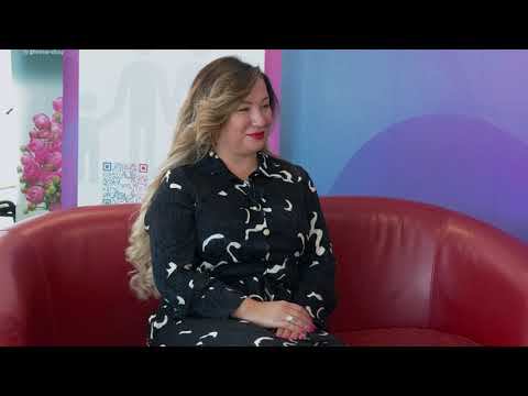 Алена Базина говорит с экспертом в области молодежных организаций о конкурсе "Большая перемена" смотреть онлайн