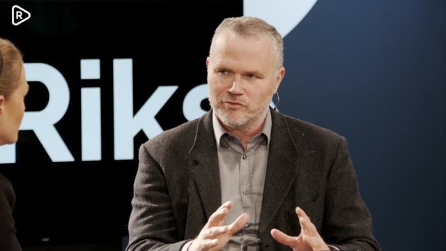 Richard Sörman går igenom det franska presidentvalet смотреть онлайн