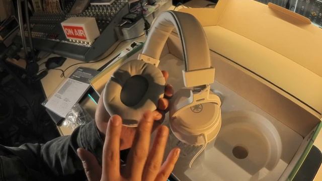 Unboxing Yamaha AG03mk2 Livestreaming Pack + Giveaway смотреть онлайн