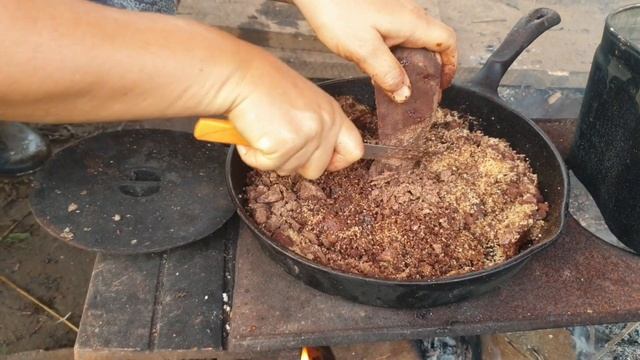 дерево превращается в доски, горный исток и настоящий шоколадный тортик смотреть онлайн