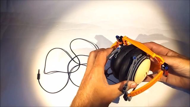 Lego Technic Headphones (MOC) смотреть онлайн