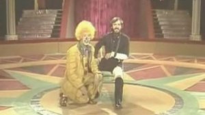 Ап, и тигры у ног моих сели!