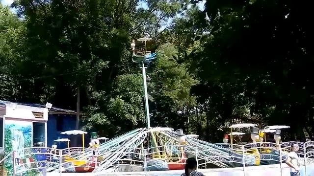 Карусель Летающие утки, Carousel Flying Duck смотреть онлайн