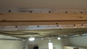 Как сделать двухуровневый натяжной потолок на "ДРОВАХ" - древний способ