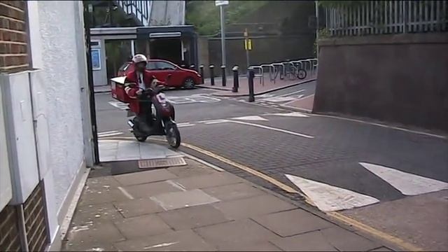 Crazy Pizza Hut Delivery Driver (Part 2) смотреть онлайн