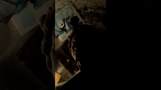 Луна. Скульптура головы девушки смотреть онлайн