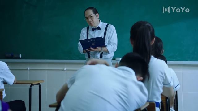 【BL电影】男孩突然被霸道舍友壁咚，下一秒就要亲上了🌈同志/同性/耽美/男男/爱情/BOYLOVE/LGBT