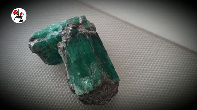 Изумрудный дуплет с Урала смотреть онлайн