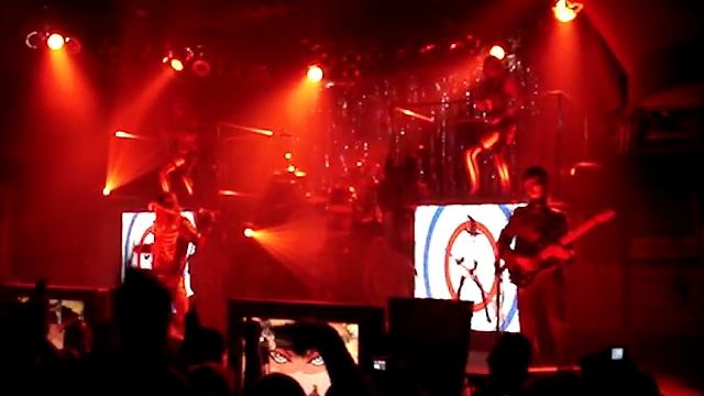Rob Zombie - American Witch (w/ Intro) смотреть онлайн