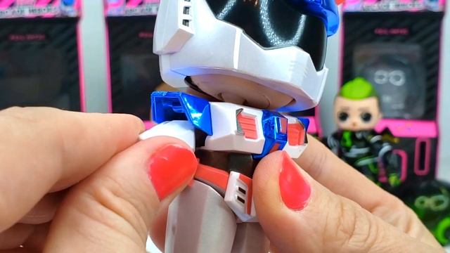 РАСПАКОВКА НОВИНКИ ЛОЛ МАЛЬЧИКИ СУПЕРГЕРОИ LOL SURPRISE ARCADE HEROES BOYS SERIES unboxing смотреть онлайн