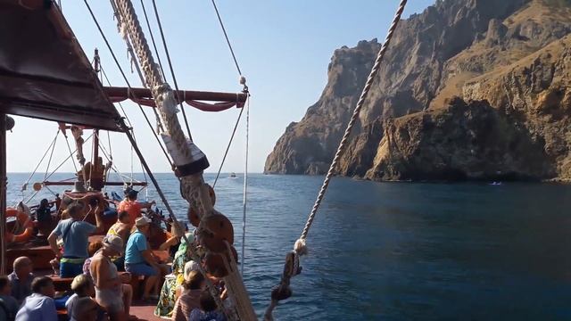 Морское путешествие в Крыму. Вулкан Кара-Даг. смотреть онлайн