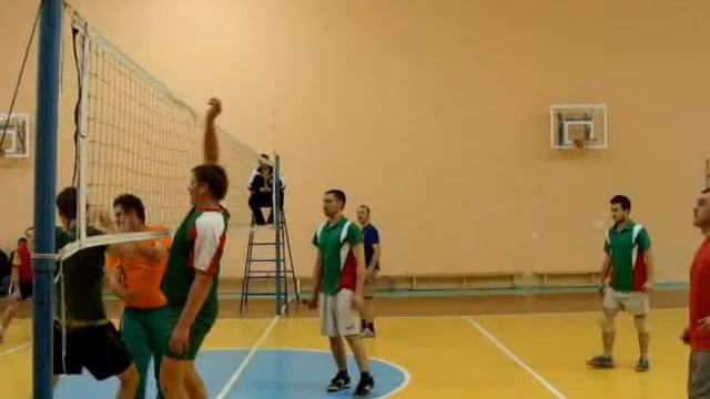 Волейбол-кубок Воранава- 3.wmv смотреть онлайн