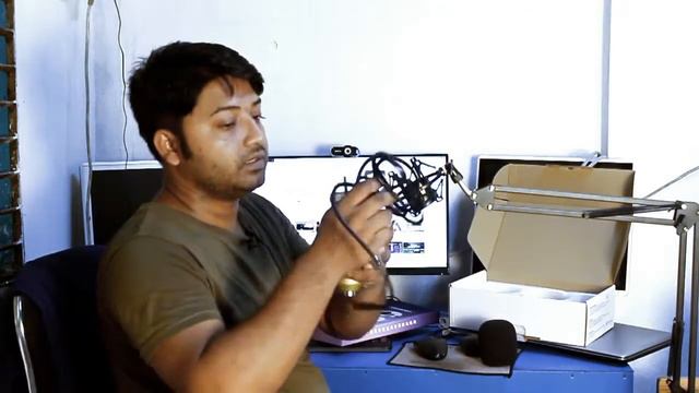 Budget Condenser microphone BM800 for youtube video recording смотреть онлайн