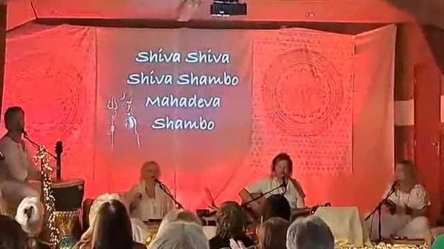 Mantra concert ‘ de Rijp’ Amsterdam смотреть онлайн