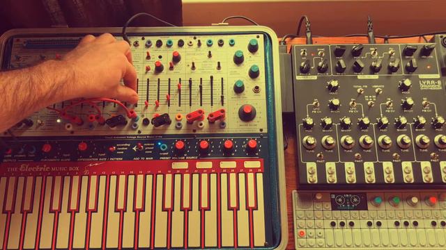 Clouds Lifting - Buchla Music Easel, Soma Lyra 8, OP-1 смотреть онлайн