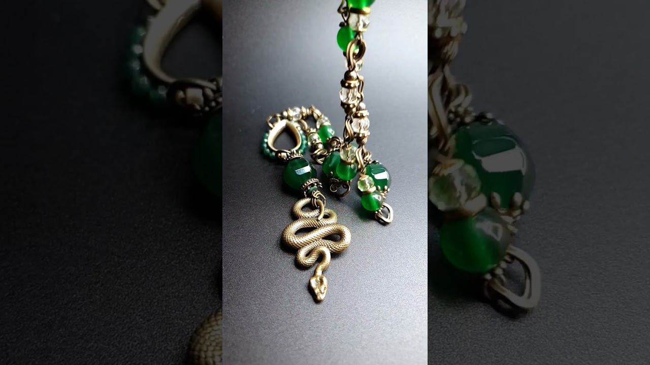 "Змеиное" украшение смотреть онлайн